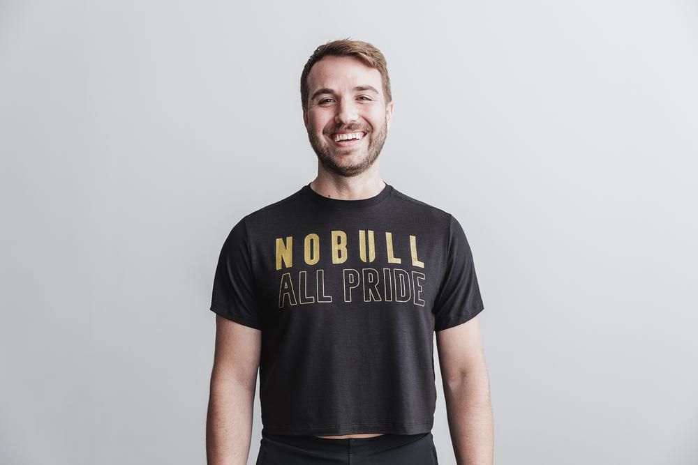 NOBULL Men's Boxy (Pride) Tee - Black & Gold - Ireland (7895YJKVF)